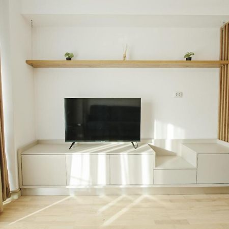Himson-Beige Apartment Iasi Luaran gambar