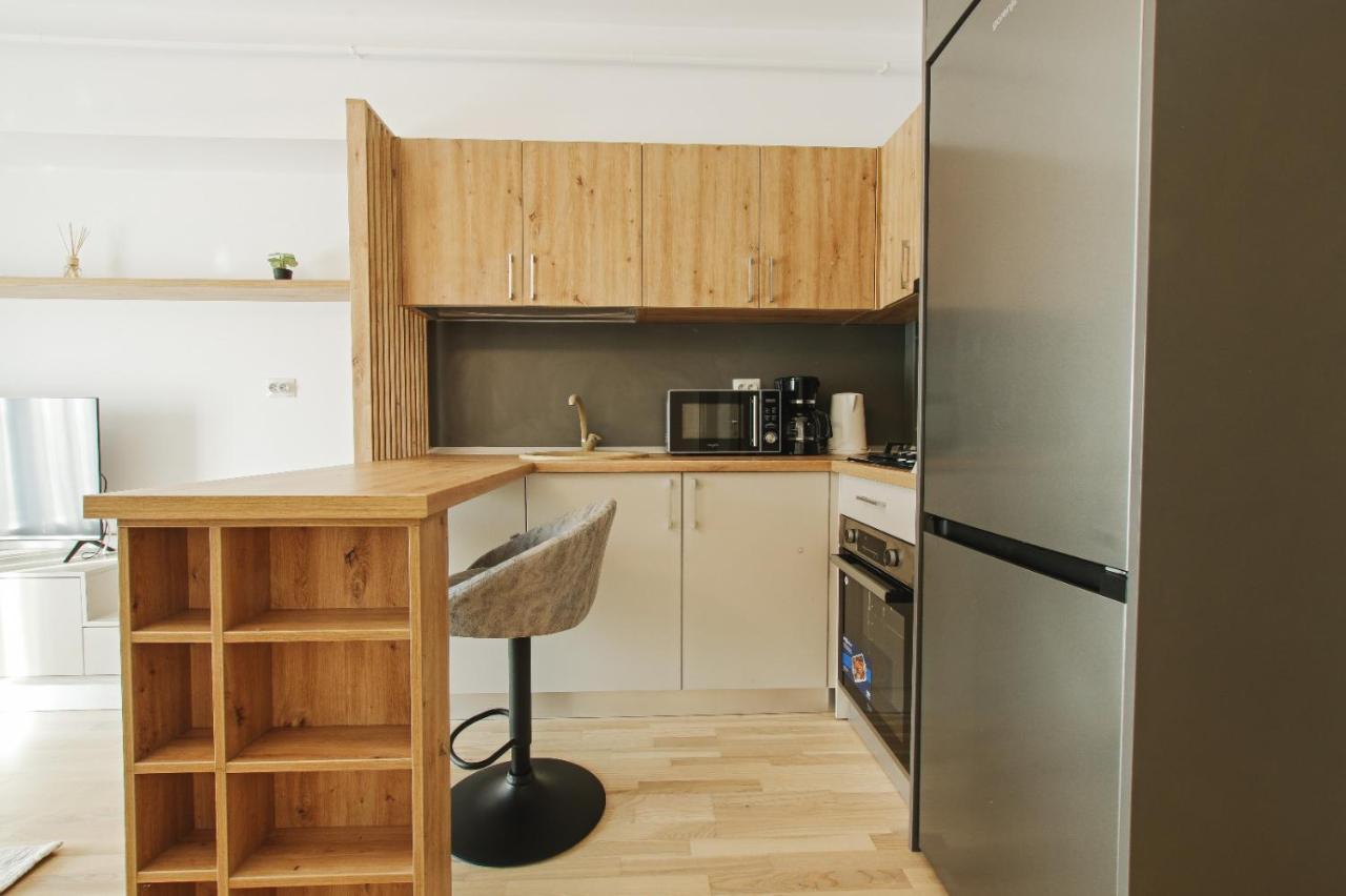 Himson-Beige Apartment Iasi Luaran gambar